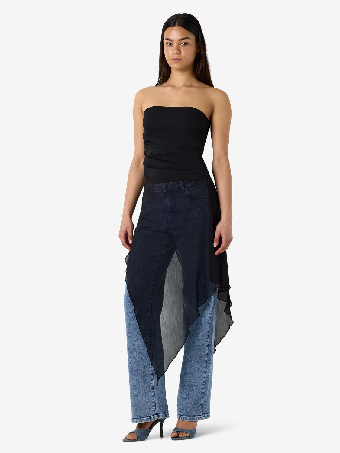 model_shot-front